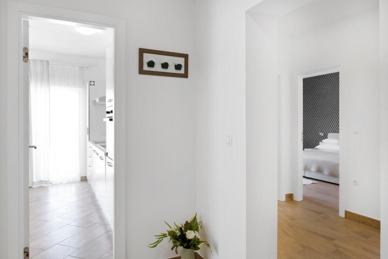 AAA Anić Amazing Apartments DELUXE Split Buitenkant foto