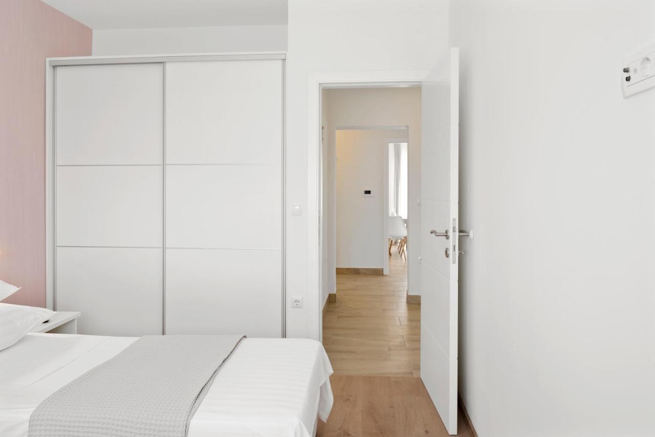 AAA Anić Amazing Apartments DELUXE Split Buitenkant foto