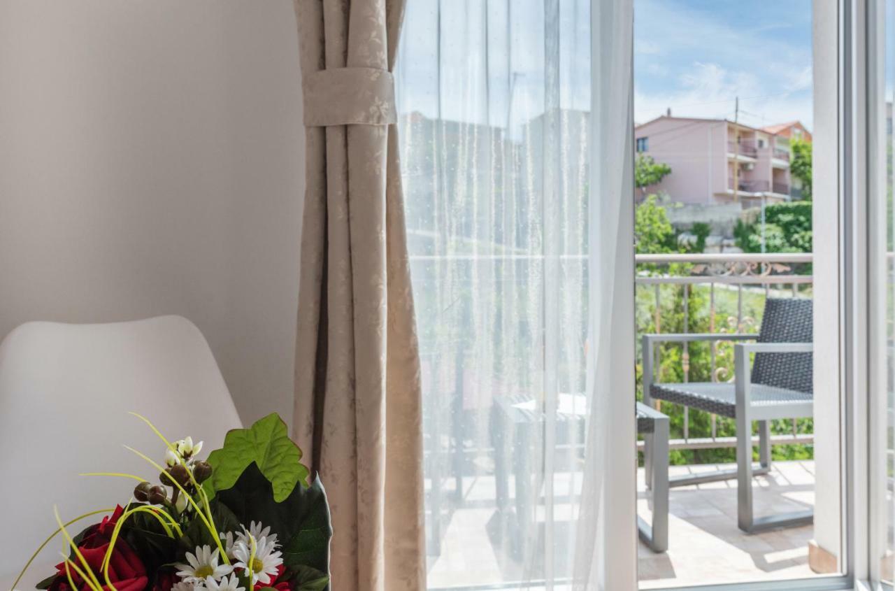 AAA Anić Amazing Apartments DELUXE Split Buitenkant foto