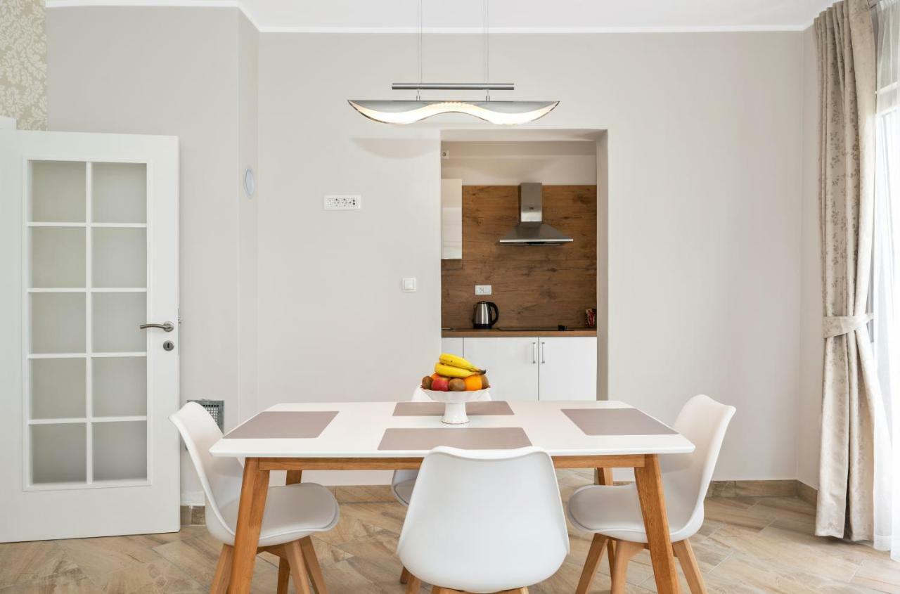 AAA Anić Amazing Apartments DELUXE Split Buitenkant foto