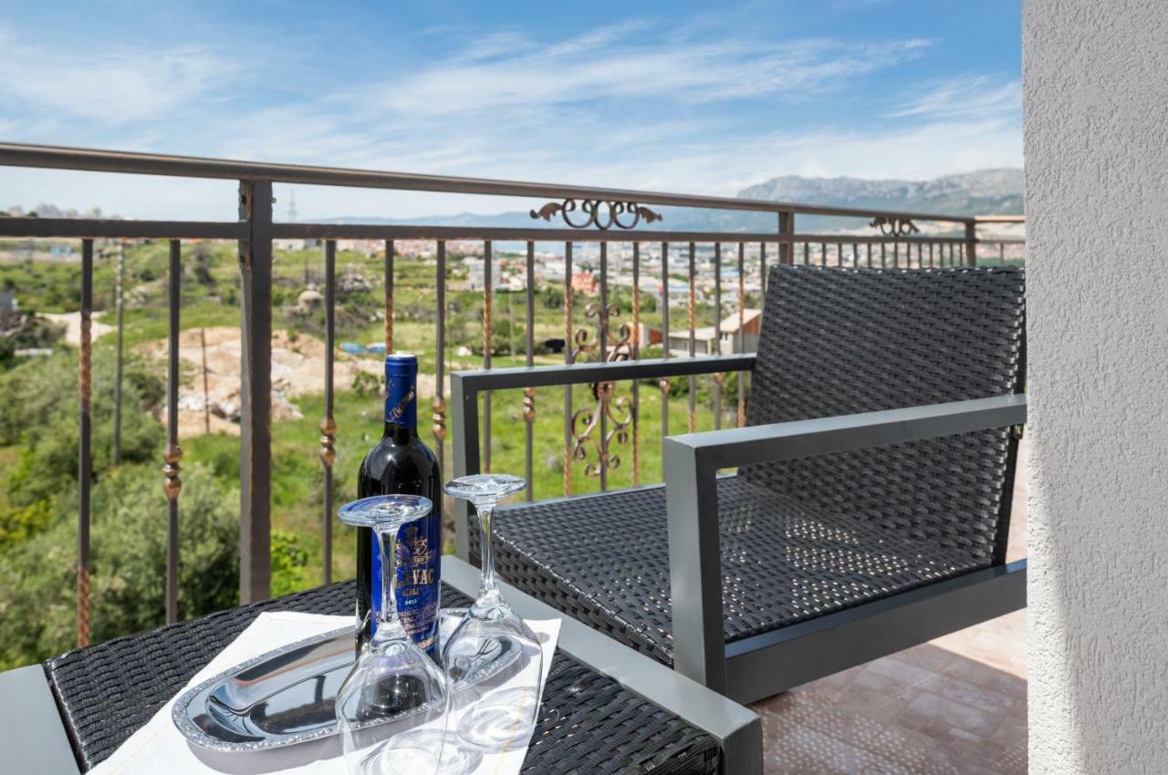 AAA Anić Amazing Apartments DELUXE Split Buitenkant foto