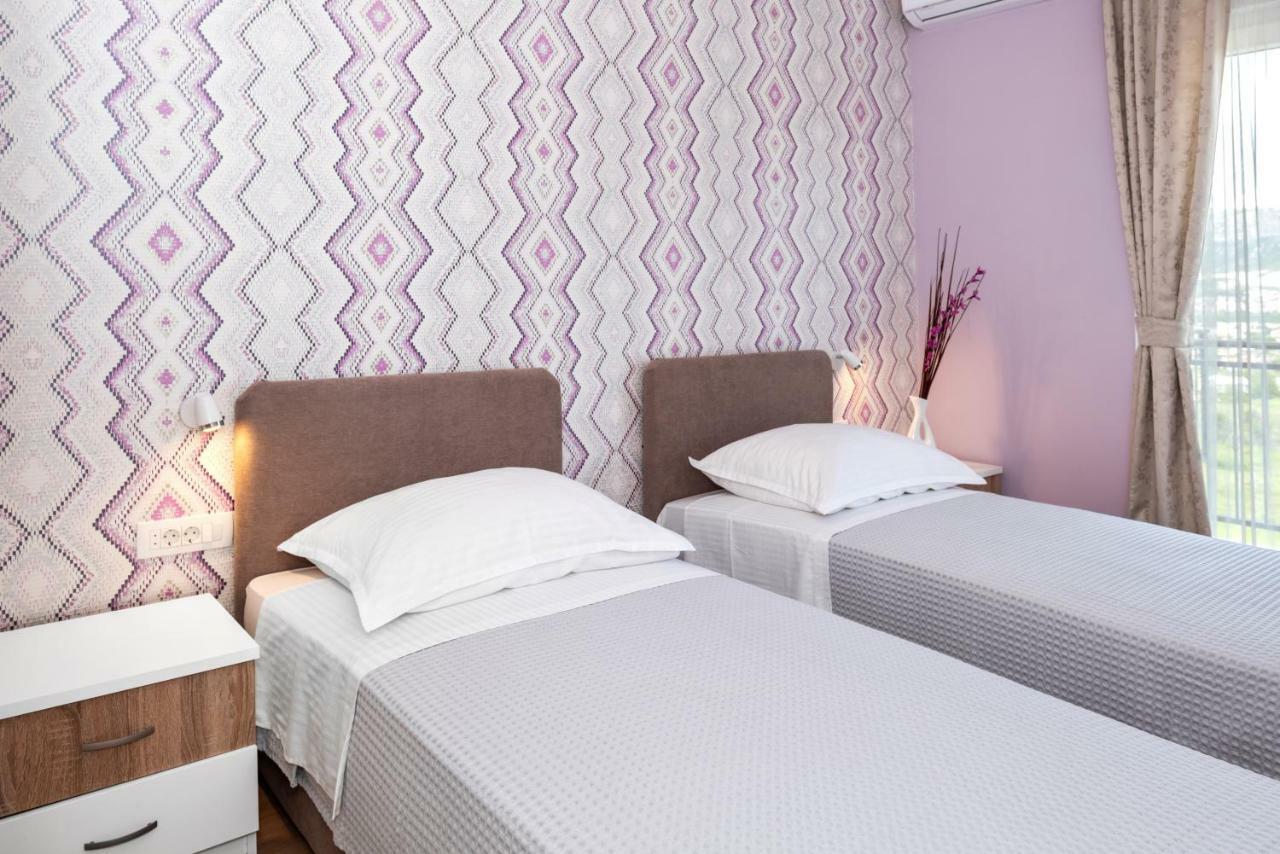 AAA Anić Amazing Apartments DELUXE Split Buitenkant foto