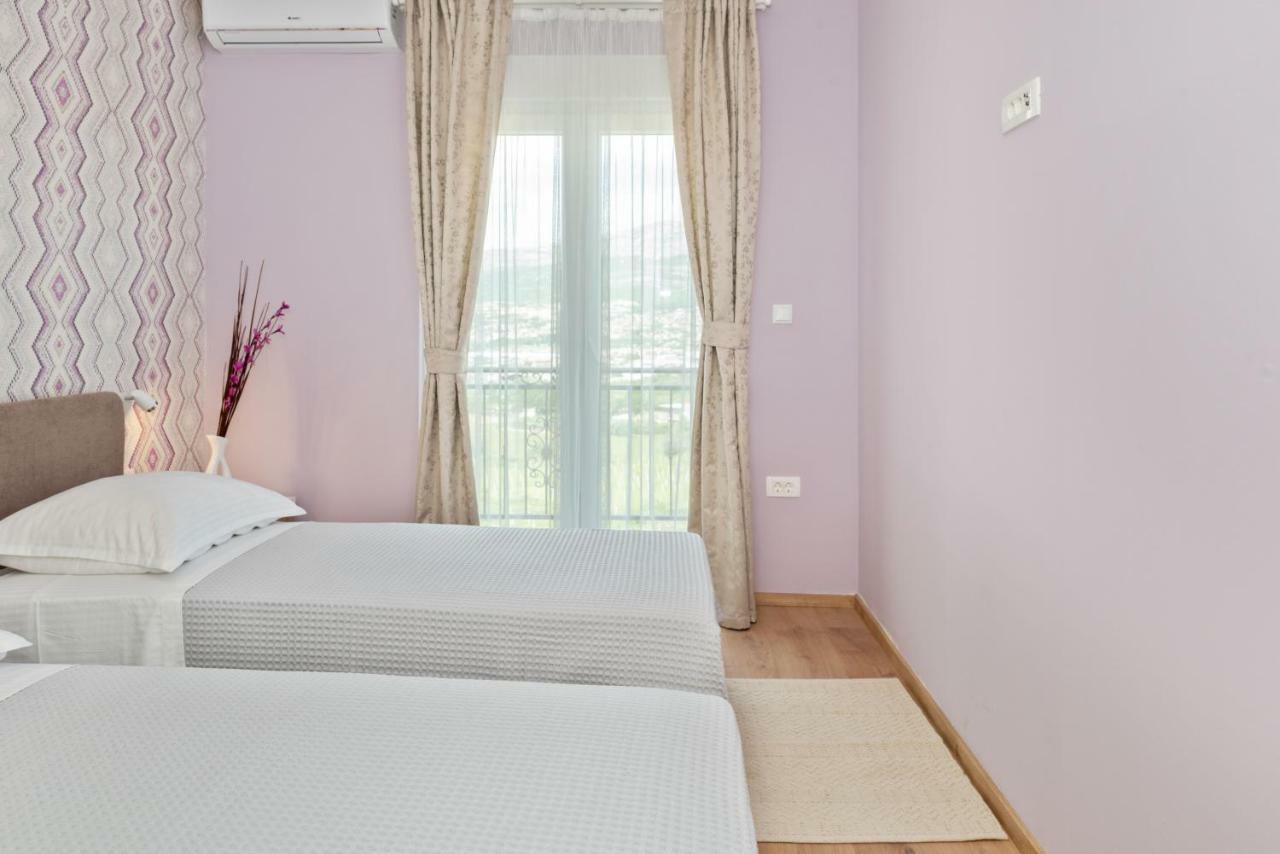 AAA Anić Amazing Apartments DELUXE Split Buitenkant foto