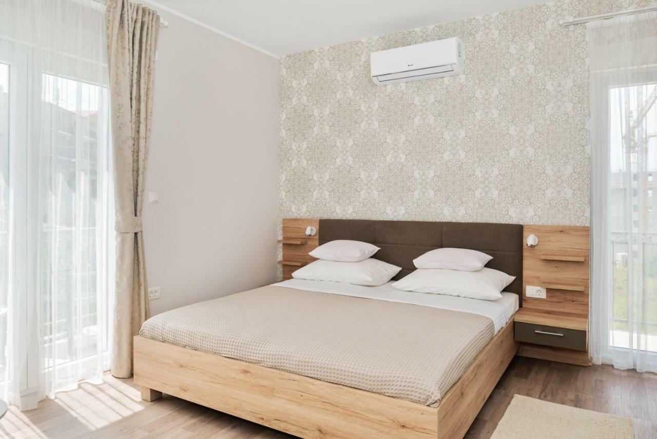 AAA Anić Amazing Apartments DELUXE Split Buitenkant foto